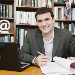 Miguel Sumer Elias, director de Informatica Legal